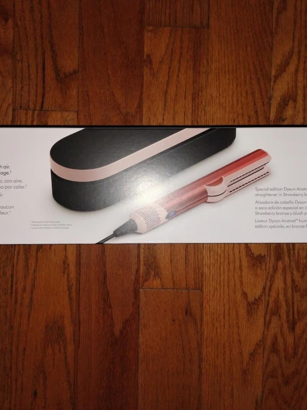Dyson airstriagt special edition strawberry bronze brand new factory sealed